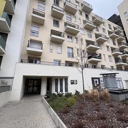 Papay Park Appartement *